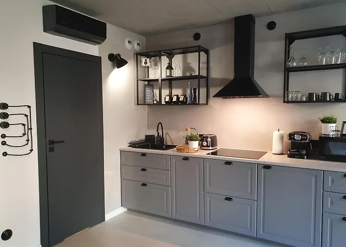 Fly_to_cracow_14 Apartment *